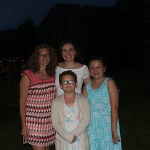 Meet your Posher, Laura